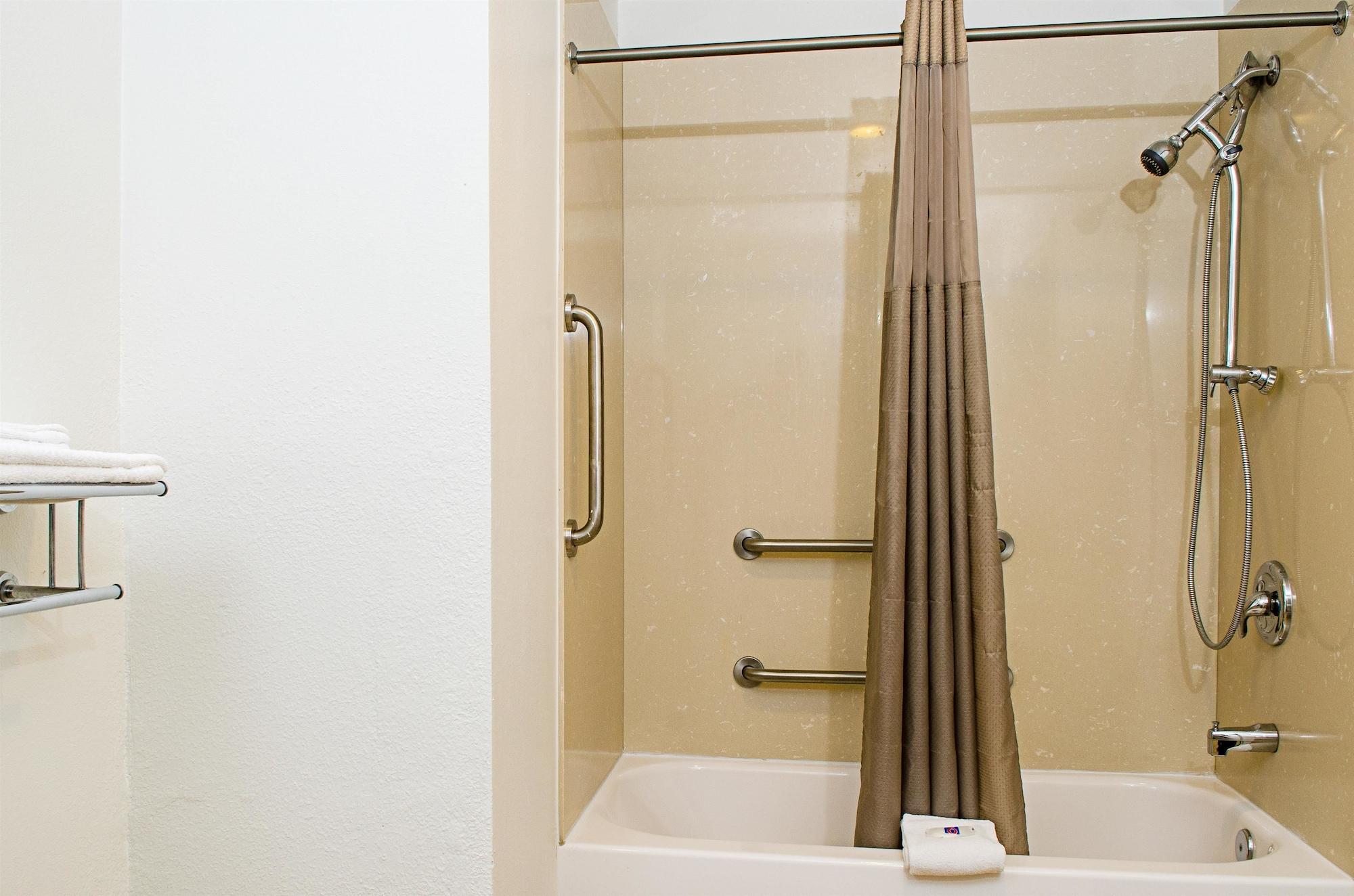 Motel 6-Modesto, Ca - Downtown Eksteriør bilde
