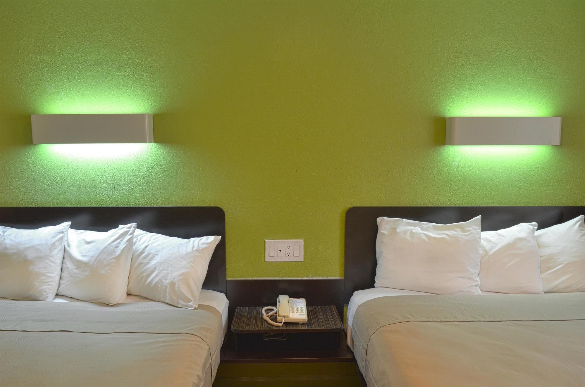 Motel 6-Modesto, Ca - Downtown Eksteriør bilde