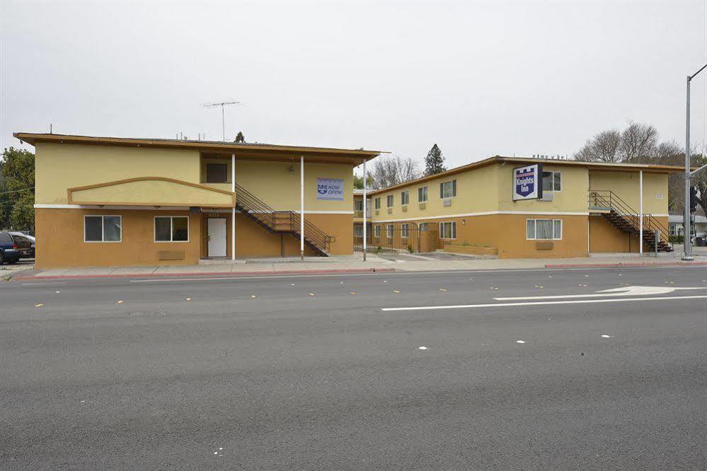 Motel 6-Modesto, Ca - Downtown Eksteriør bilde