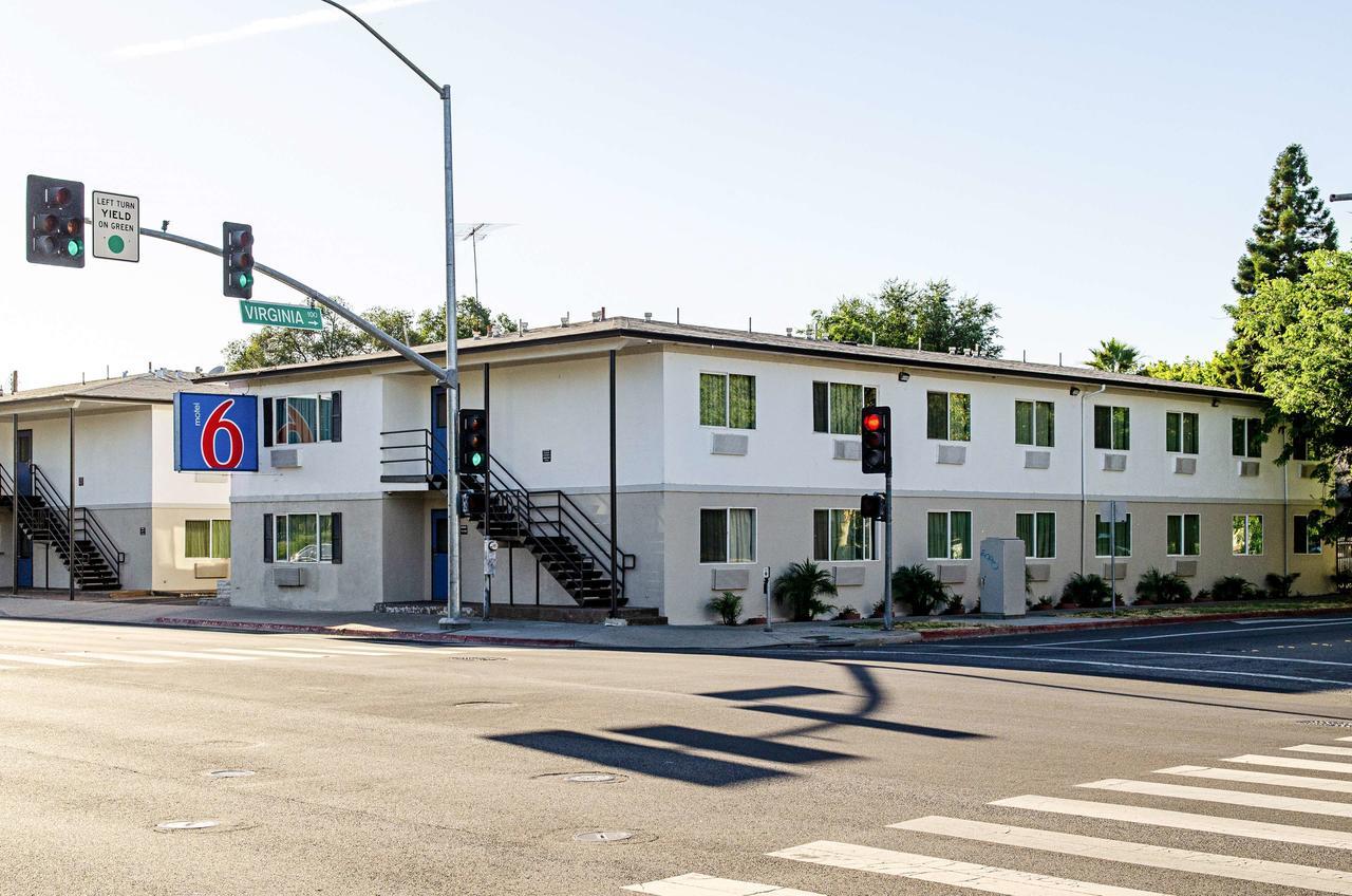 Motel 6-Modesto, Ca - Downtown Eksteriør bilde